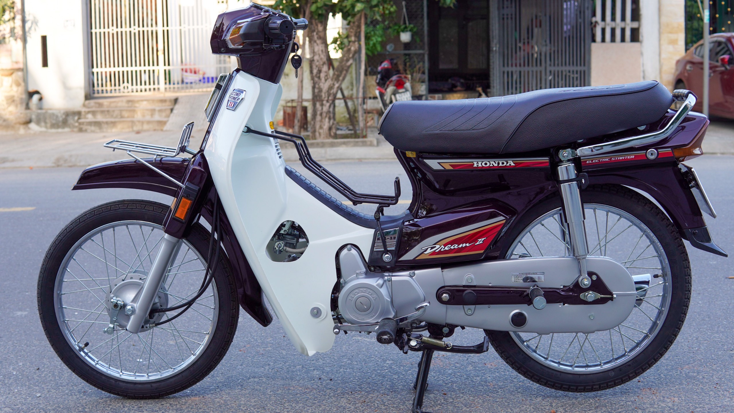 Honda Dream Thái chưa đổ xăng được rao bán với giá hơn 2 tỷ đồng   CafeAutoVn
