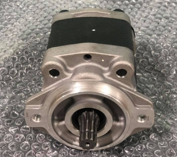 Bơm thủy lực xe n&acirc;ng Toyota