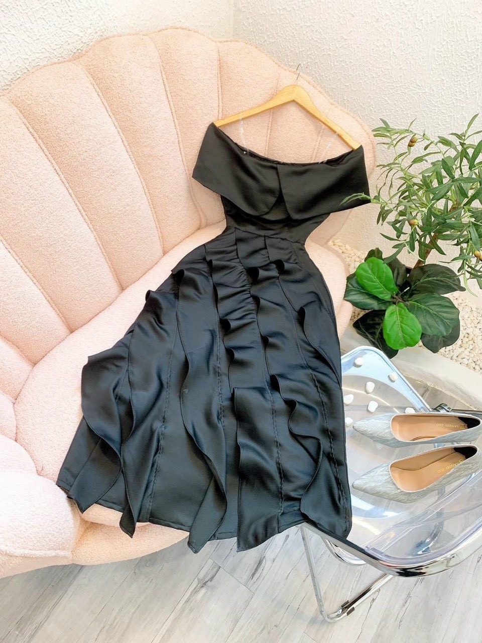 Shop Bán Đầm Đen Dự Tiệc Tại Biên Hòa