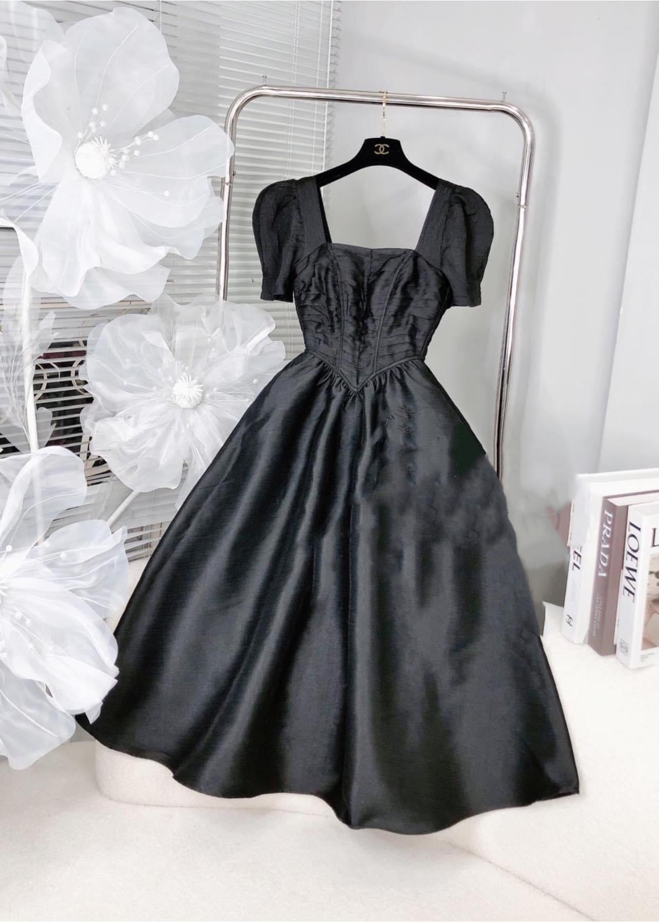 Shop Bán Đầm Đen Dự Tiệc Tại Biên Hòa