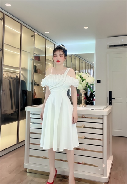Shop Bán Đầm 2 Dây Đẹp Tại Biên Hòa: Giá Cả và Chất Lượng